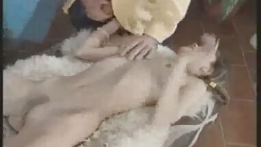 Seks gerdek gecesi porno türk harika oynuyor
