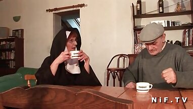 Üçlü gerdekgecesisex