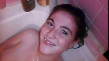 Onun altın ilk gece sikişmeleri Gün batımı ve erkeğine bir mola ver